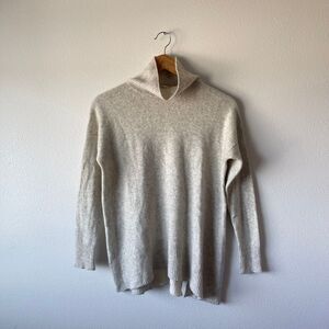 White and Warren Cashmere Turtleneck Sweater‎